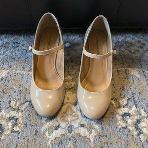 Classy Mary Jane pumps